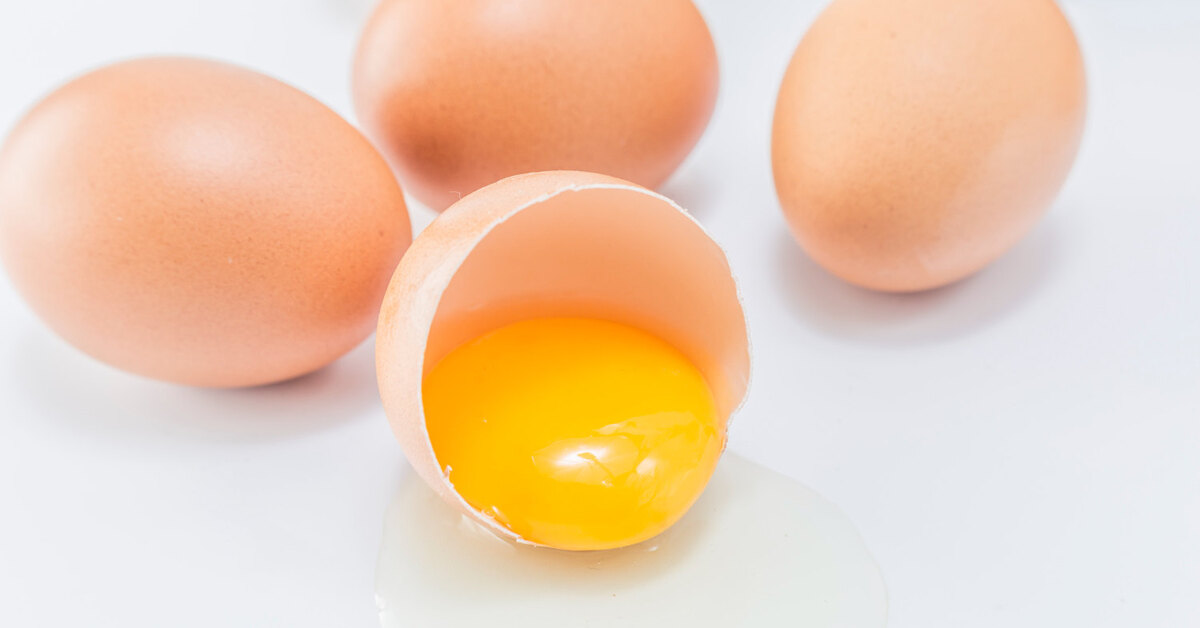 гора яиц. приснились куриные яйца. к чему снятся сырые яйца куриные. чем полезно яйцо куриное. к чему снится сырое яйцо женщине.