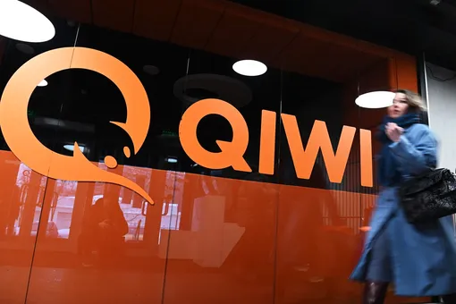 QIWI банк подал в суд на своих владельцев после отзыва лицензии. Что происходит?