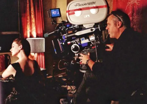 Иногда операторы, как, например, Уолли Пфистер (на фото), оператор Кристофера Нолана, сами становятся режиссерами.