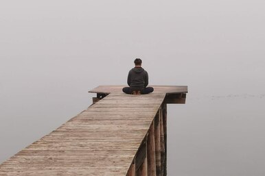 Медитация для начинающих: как быстро успокоиться и привести мысли в порядок