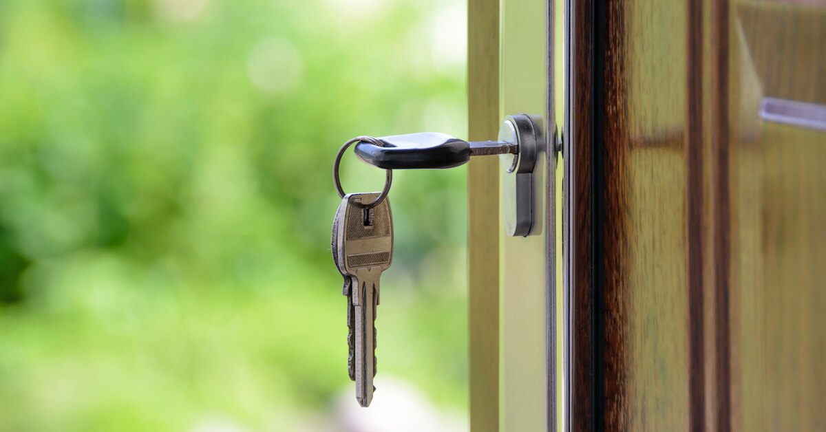 Как удалить обломок ключа из цилиндрического замка?