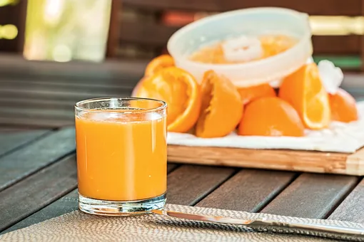 Что будет с организмом, если каждый день выпивать стакан апельсинового сока?