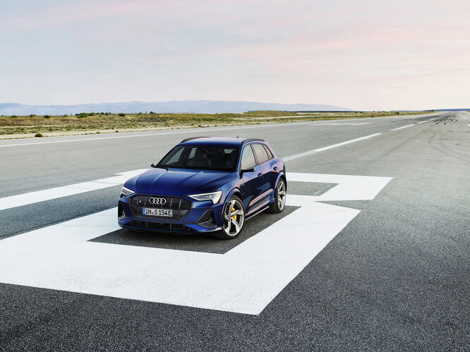 Audi e-tron S