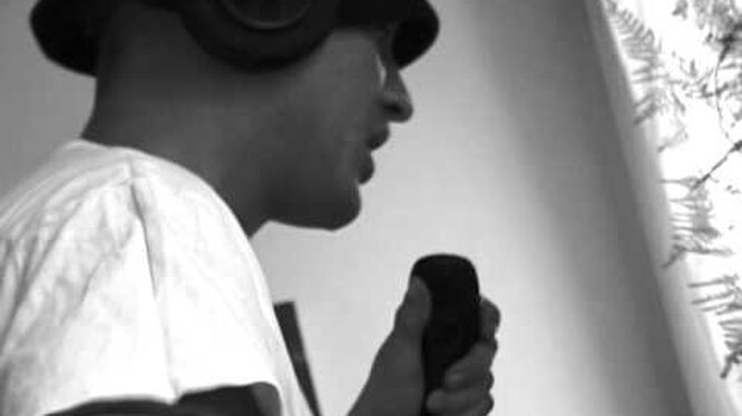 Том Харди в 90-х записал рэп-альбом