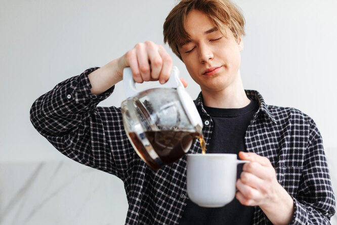 Чем можно заменить кофе: 3 напитка без кофеина, которые тоже бодрят